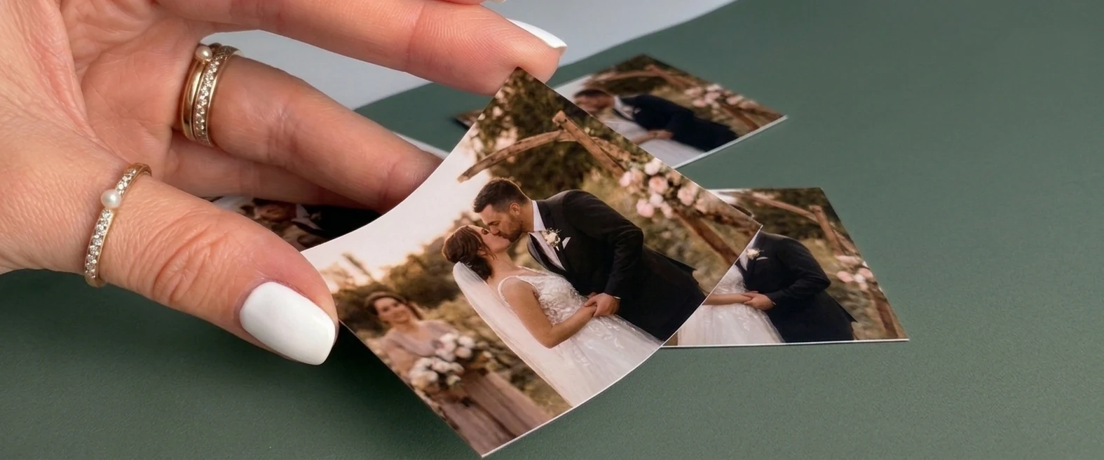 Měkká svatební fotomagnetka s fotografií novomanželů